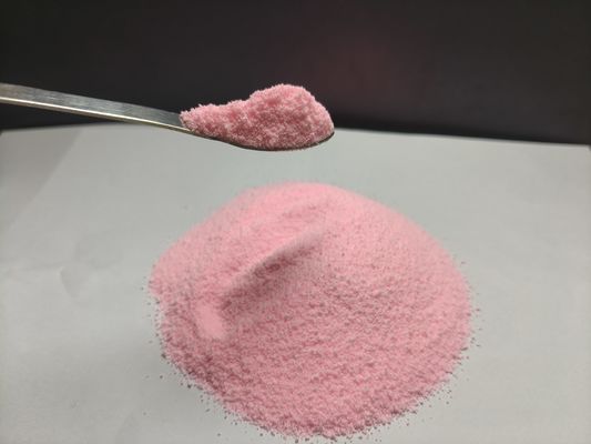 Renkli Pembe Toz Yeni Bir Çamaşır Sihirbazı